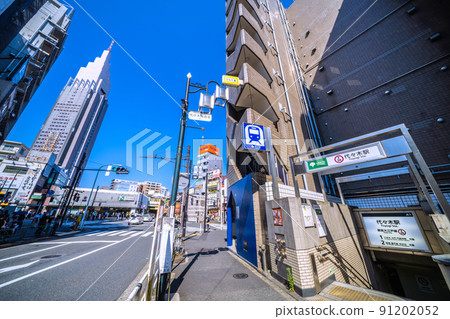 俯瞰日本東京市容、代代木站、NTT Docomo代代木大廈等 91202052
