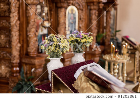 beautiful interior in the church made of decor and wood 91202861