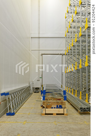 Construction Warehouse Construction Warehouse 91204424