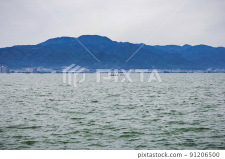 琵琶湖和對岸的風景 91206500