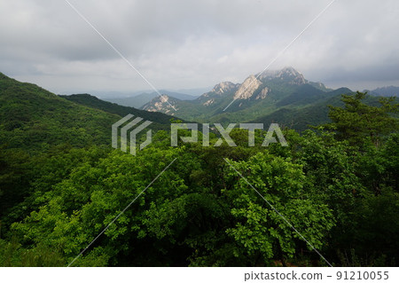 National Park. Kalbawi. Bukhansan. Samgaksan. Fortress Road National Park. Kalbawi. Bukhansan. Samgaksan. Fortress Road 91210055