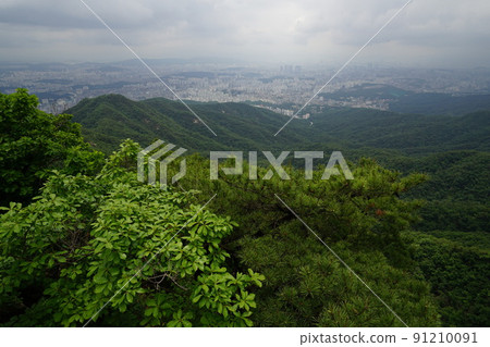 National Park. Kalbawi. Bukhansan. Samgaksan. Fortress Road 91210091