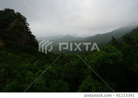 北漢山、國立公園、寶賢峰、三角山、甲骨威大城門 北漢山、國立公園、寶賢峰、三角山、甲骨威大城門 91213391