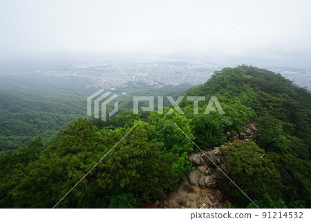 Bukhansan. National Park. Bohyeonbong. Samgaksan. Kalbawi. Fortress Road Bukhansan. National Park. Bohyeonbong. Samgaksan. Kalbawi. Fortress Road 91214532