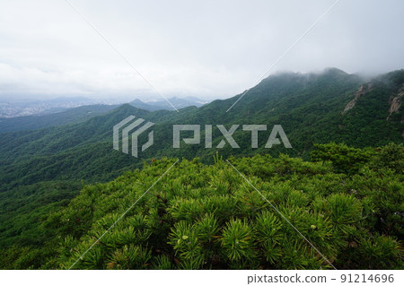 Bukhansan. National Park. Bohyeonbong. Samgaksan. Kalbawi Bukhansan. National Park. Bohyeonbong. Samgaksan. Kalbawi 91214696