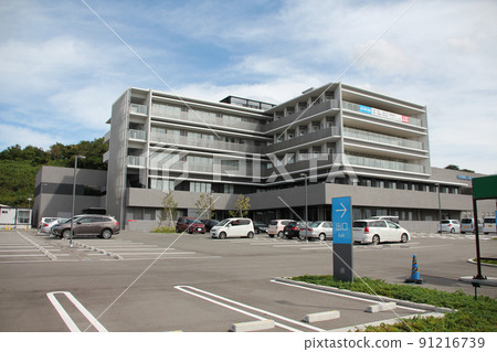 Junshin Kobe Hospital 外觀全景 南側 略西側 兵庫縣神戶市垂海區 Junshin Kobe Hospital 外觀全景 南側 略西側 兵庫縣神戶市垂海區 91216739