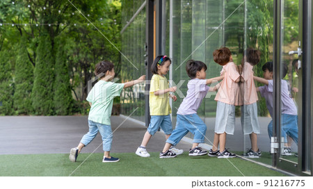 兒童生活方式旅行朋友團體遊戲 91216775