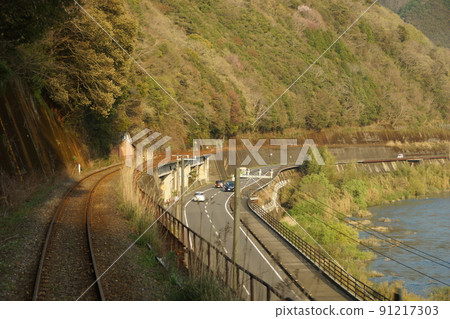 淀線列車窗外的風景 91217303