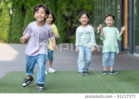 兒童生活方式旅行朋友團體遊戲 91217371