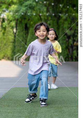 兒童生活方式旅行朋友團體遊戲 91217403