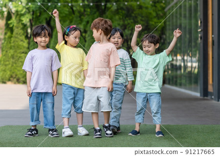 兒童生活方式旅行朋友團體遊戲 91217665