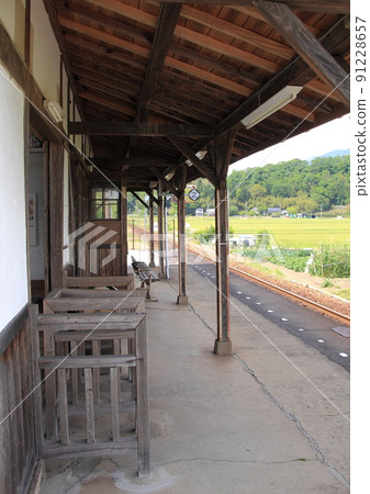 Mimasaka-Takio Station, a wooden station building on the JR Imbi Line that runs through Okayama Prefecture Mimasaka-Takio Station, a wooden station building on the JR Imbi Line that runs through Okayama Prefecture 91228657