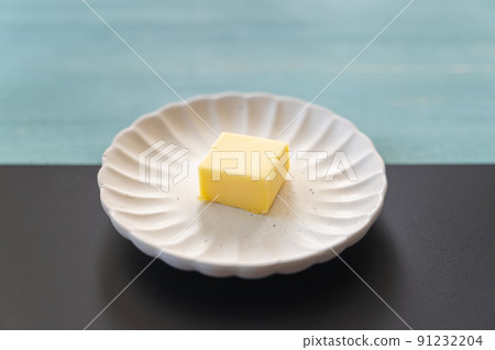 Subdivided butter 91232204