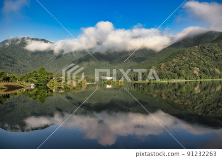 富士山休暇村富士的鏡子湖狸 91232263