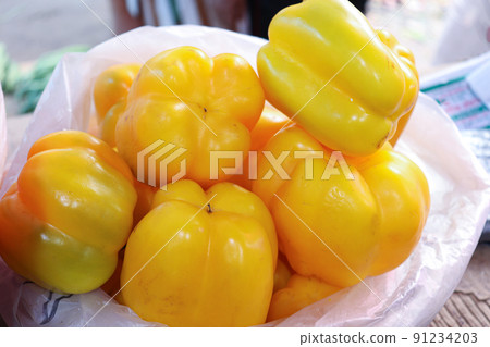 capsicum stock on shop for sell capsicum stock on shop for sell 91234203