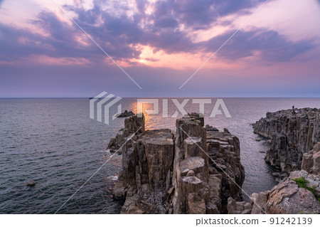 《福井縣》東尋坊的黃昏，福井的風景區 91242139