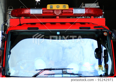 Emergency vehicle fire engine 91242971