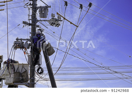 Aerial work for electrical work Aerial work for electrical work 91242988