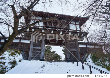 Ichinomon in Senshu Park, Akita City, Akita Prefecture 91243754