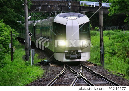 現在難得一見的夜行列車【尾瀨雅口2345】特快Liberty 500系列 91256377