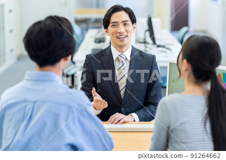 Financial insurance consultant planner business businessman office 91264662