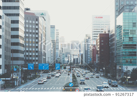 Main street in a big city (Sakura-dori, Nagoya) 91267317
