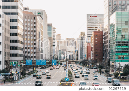 Main street in a big city (Sakura-dori, Nagoya) 91267319