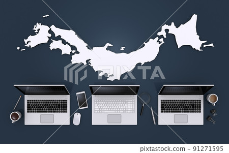 日本企業工作區、計算機和地圖的頂視圖 91271595