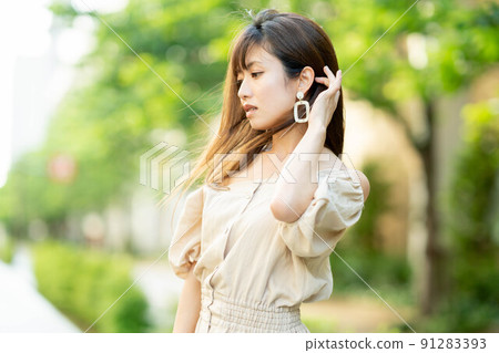 Beautiful Japanese women 91283393