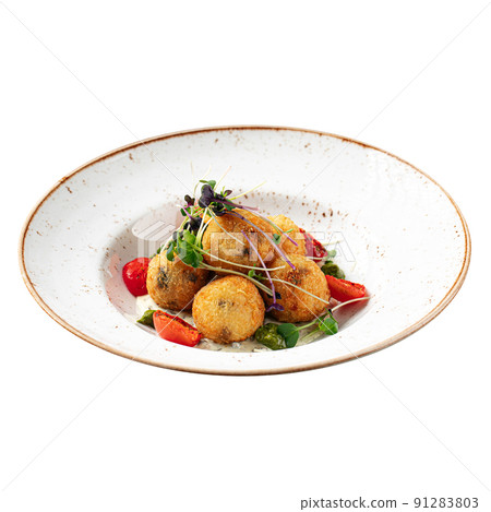 Isolated portion of sicilian arancini balls 91283803