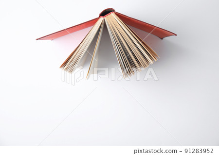 Open book on white background, top view Open book on white background, top view 91283952