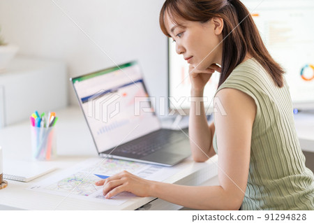 Young female engineer market research trade area analysis marketing research 91294828