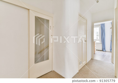 Interior of a spacious room in a luxury house Interior of a spacious room in a luxury house 91305779