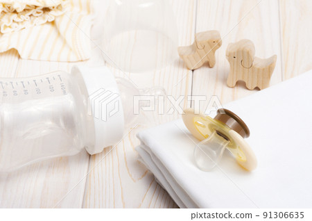 yellow baby pacifier yellow baby pacifier 91306635