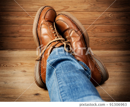 old leather shoes old leather shoes 91306963