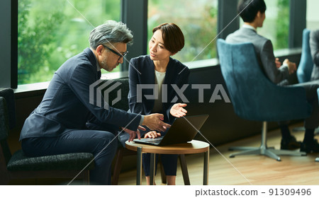 Senior President and Secretary 91309496