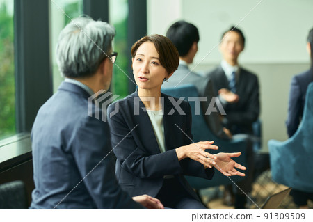 高級總裁兼秘書 91309509