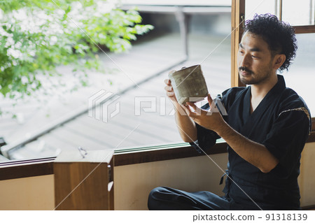 日式房男金杯 91318139