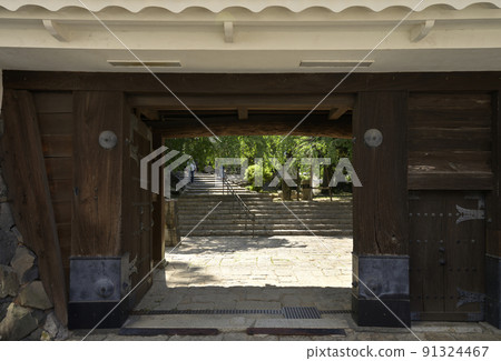 Ogaki Castle East Gate (Ogaki City, Gifu Prefecture) 91324467