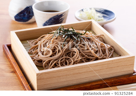 Eat buckwheat noodles Eat buckwheat noodles 91325284