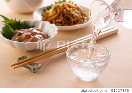 倒冷清酒 91327176