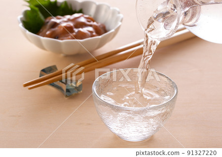 pour cold sake pour cold sake 91327220