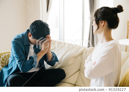 Couples, divorces, and couple quarrels Couples, divorces, and couple quarrels 91329227
