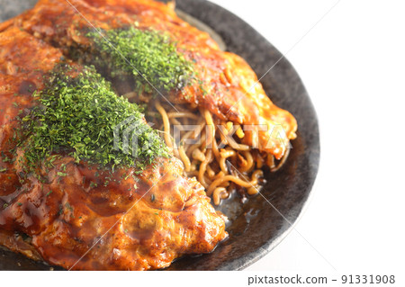 Hiroshima style okonomiyaki 91331908