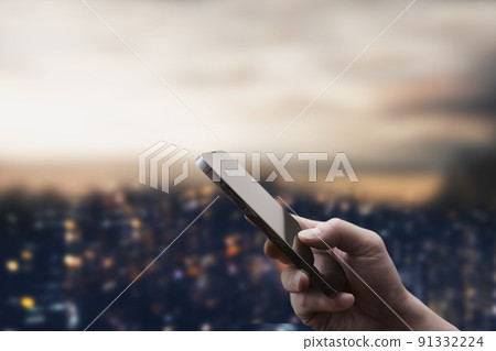 Smartphone Internet telework scenery 91332224