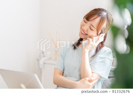 Happy lady Happy lady 91332676