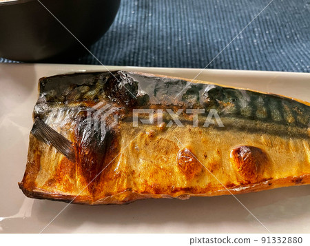 Fatty mackerel grilled with salt Fatty mackerel grilled with salt 91332880