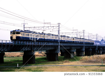 1999 Six 115 series ordinary trains going on the Chuo East Line 91333868