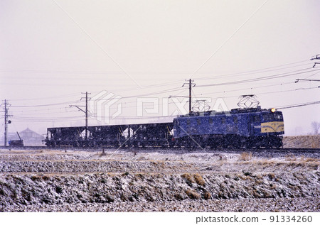 1999 EF58157 Hoki 800 deadhead train running on the Iida line 91334260