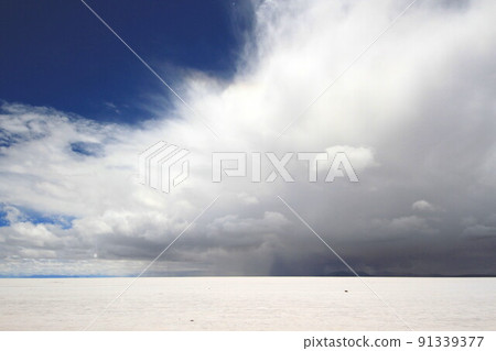 Uyuni salt lake Uyuni salt lake 91339377